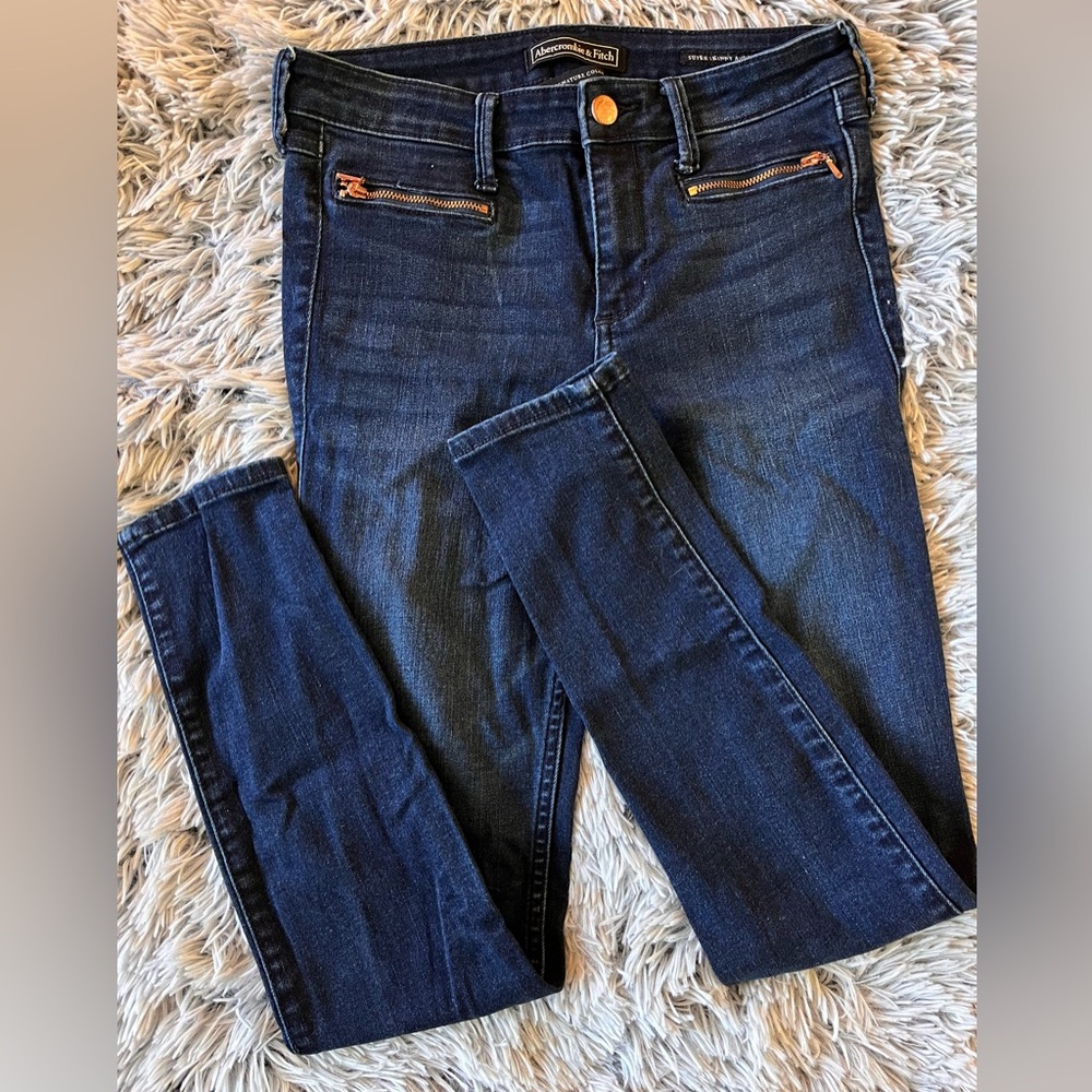Abercrombie & Fitch Super Skinny Ankle Jeans